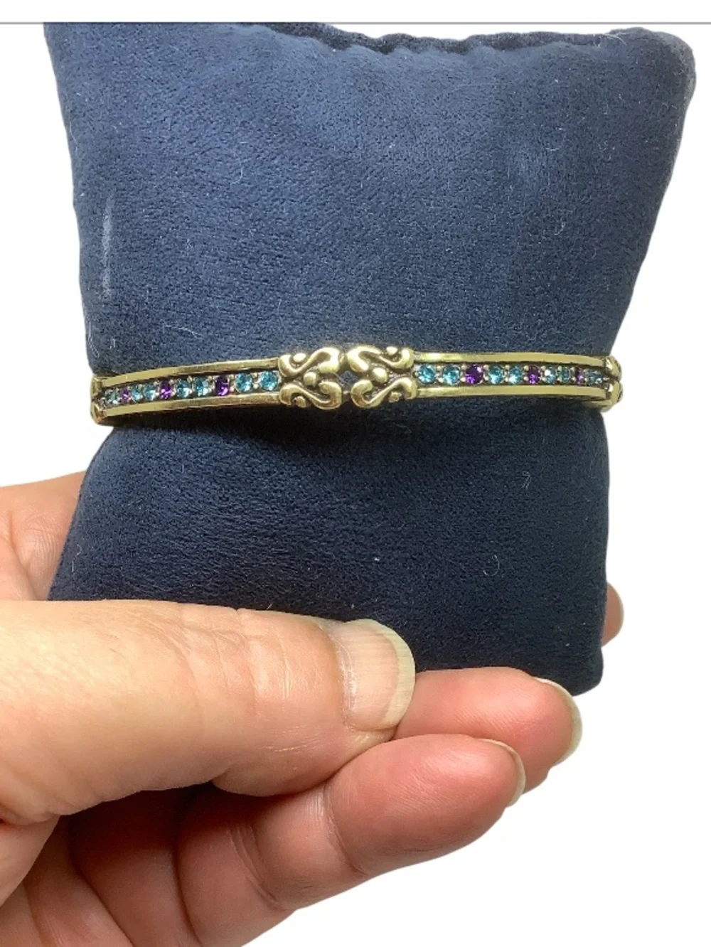 NWOT Heidi Daus Swarovski Crystal bangle bracelet size Medium